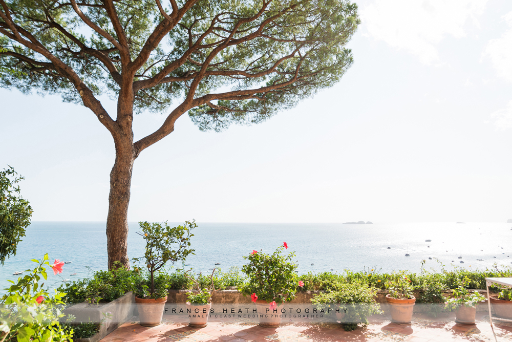 Sea view and flowers at Hotel Marincanto