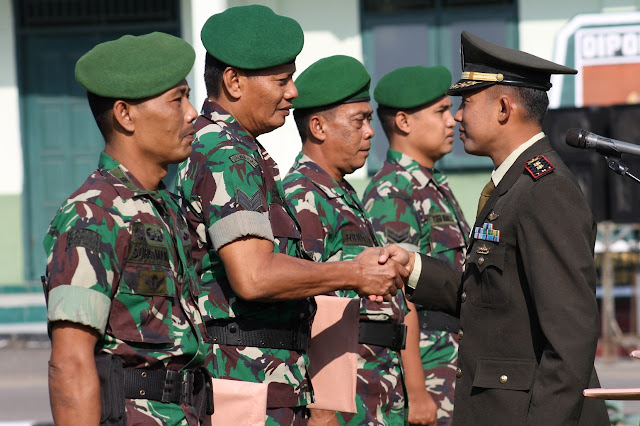 Bertepatan Dengan Hari Lahir Pancasila Dandim Sragen Lepas Empat Orang Anggotanya