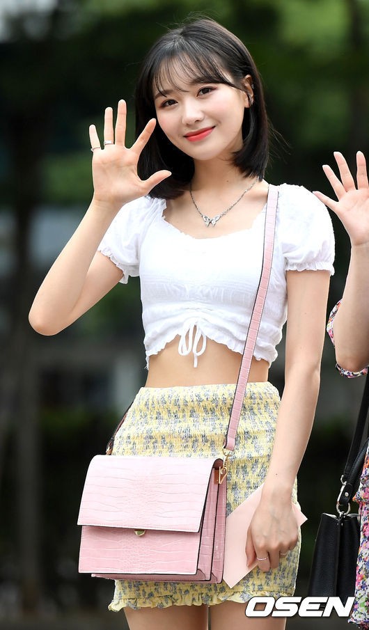 lovelyz ryu sujeong reportedly will release her solo album lovelyz ryu sujeong reportedly will release her solo album