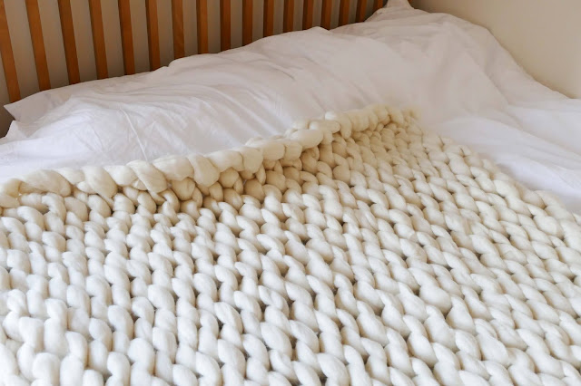 CosyComforts etsy, CosyComforts review, CosyComforts reviews, CosyComforts blog review, CosyComforts blog reviews, CosyComforts blanket, merino wool chunky blanket uk, merino wool blanket uk