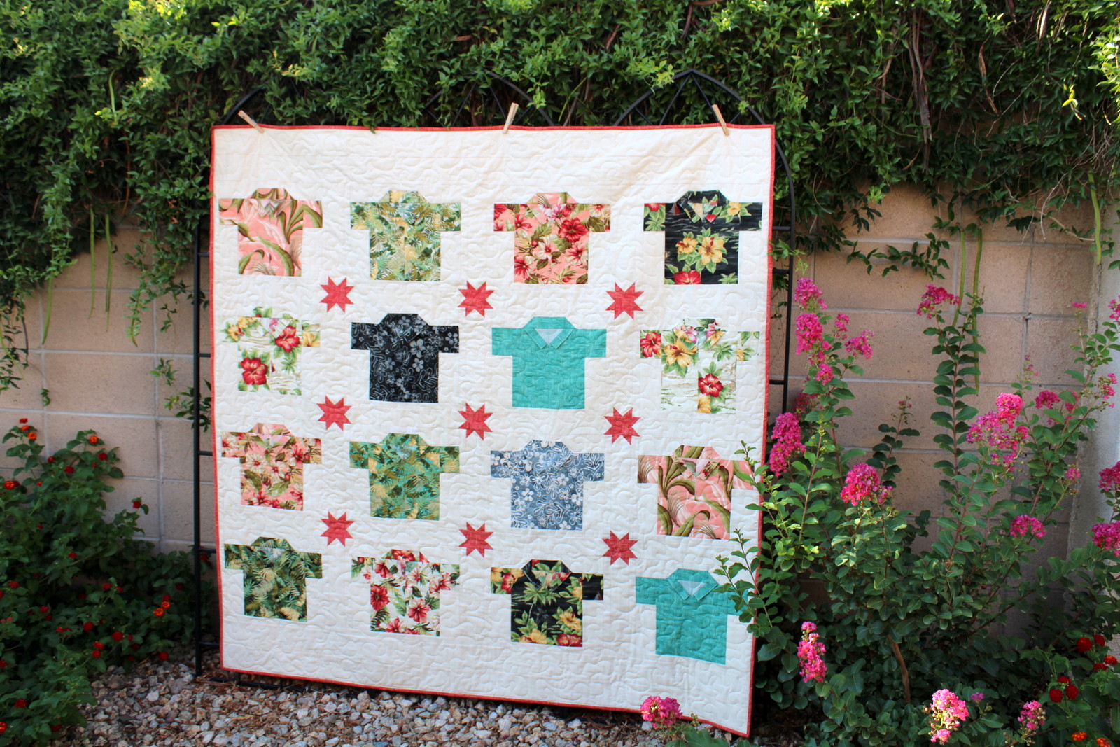 Just Let Me Quilt: Last Day And My Day For 'It's A Guy Thing' Blog Hop