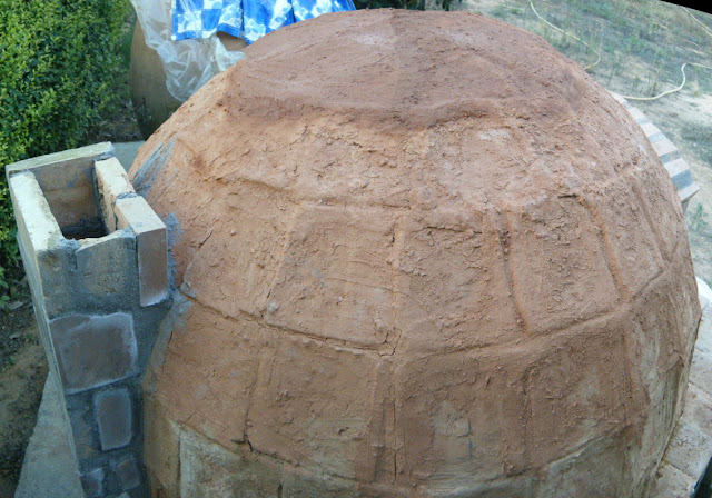 MundoCharly: Construccion de un Horno de Leña - Capitulo Undecimo: "La