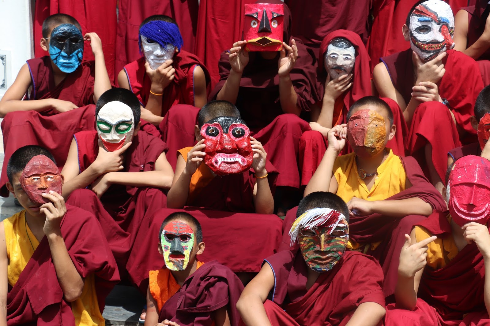 Lhomon Education: Mask Project
