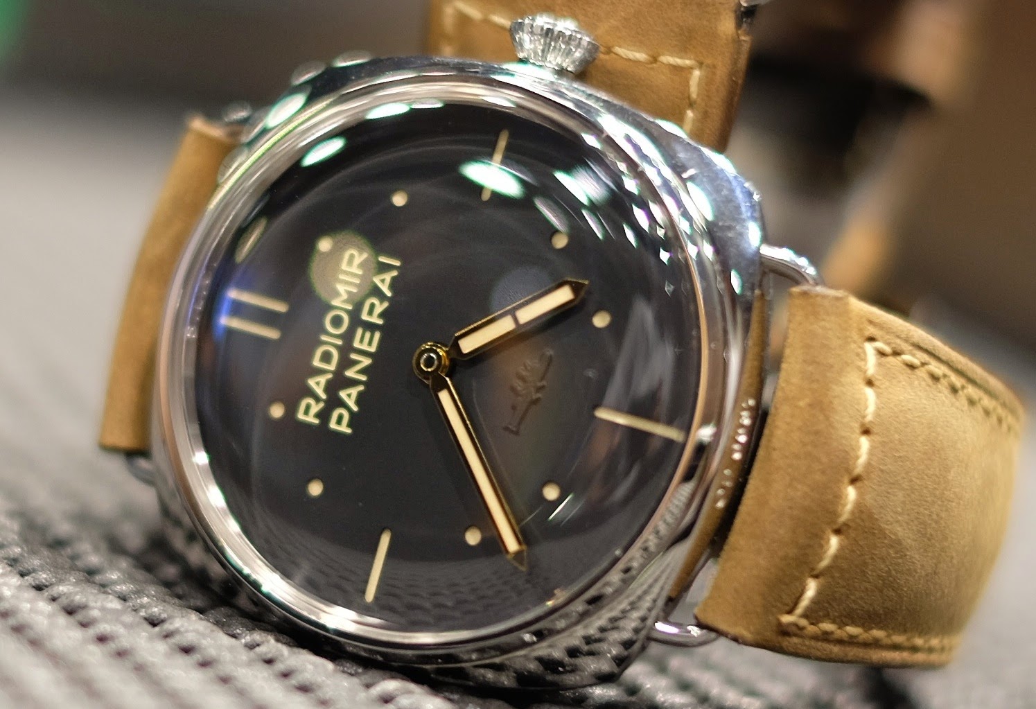 H o b i J a m SOLD Panerai PAM 425 Radiomir S.L.C Dial