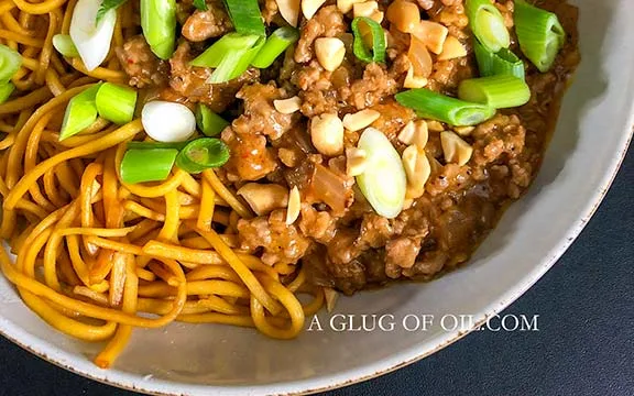 Dan Dan Noodles Recipe | A Glug of Oil