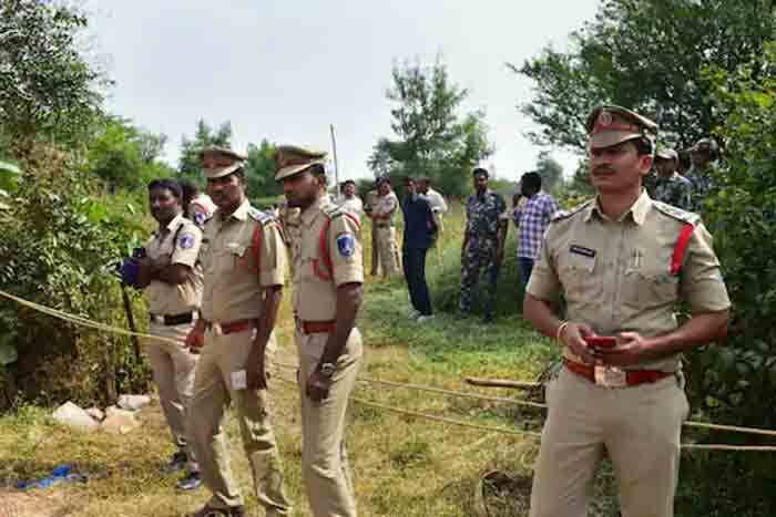 Police Stopped from Betting on IPL Matches, Hyderabad Man Poisons Mother and Sister, Hyderabad, Local News, News, Dead, Crime, Criminal Case, Police, National