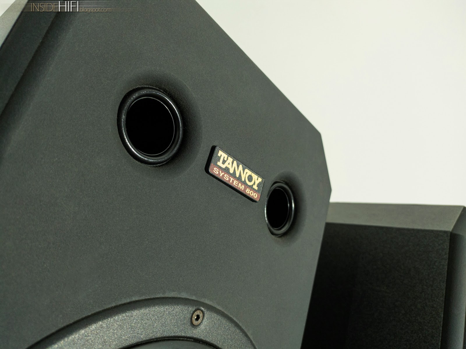 Inside HiFi Tannoy System 800