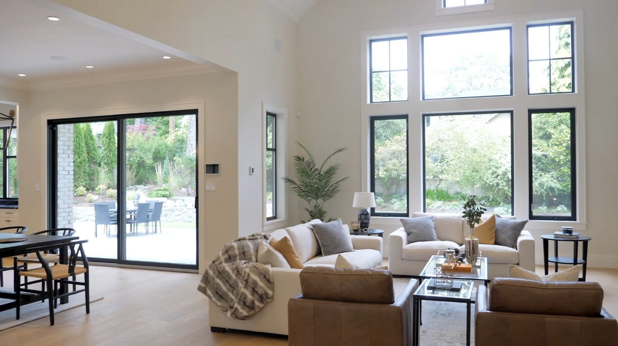 9 Photos vs. 2450 Lansdowne Road | Victoria - Luxury Home & Interior Design Video Tour 9 Photos vs. 2450 Lansdowne Road | Victoria - Luxury Home & Interior Design Video Tour
