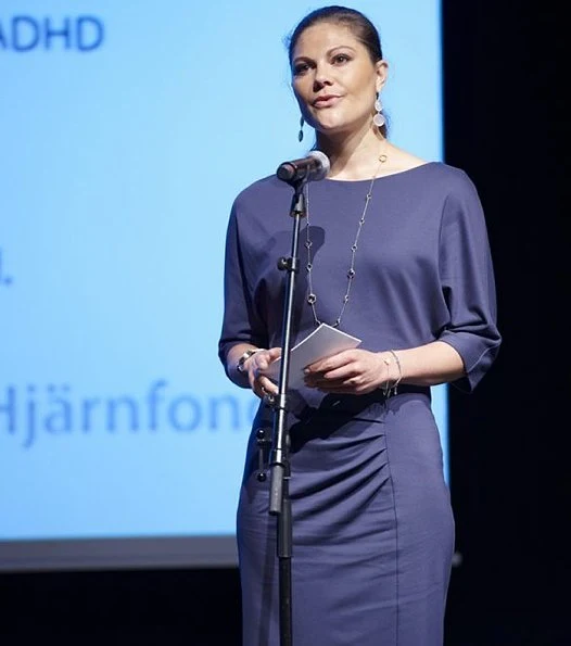 Crown Princess Victoria has attended the Hjarnfonden seminar in Malmö. By Malene Birger Studded Edelberga Bag