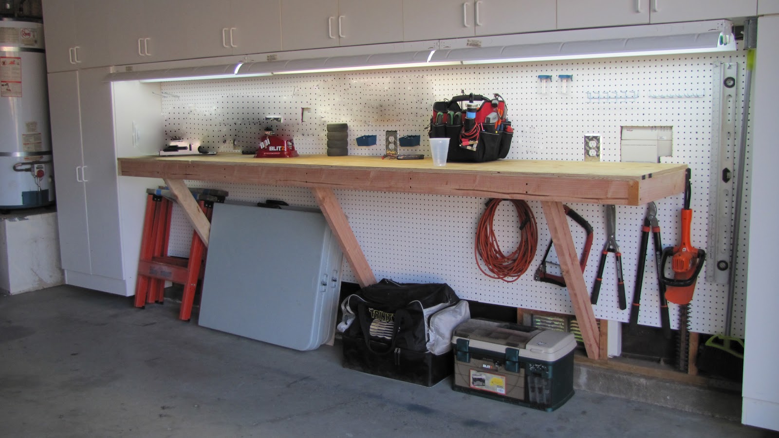 Diy garage workbench plans. workbench plans free free outdoor ...