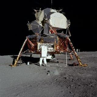 Apollo-11/ Memory of apollo 11 is 72 KB
