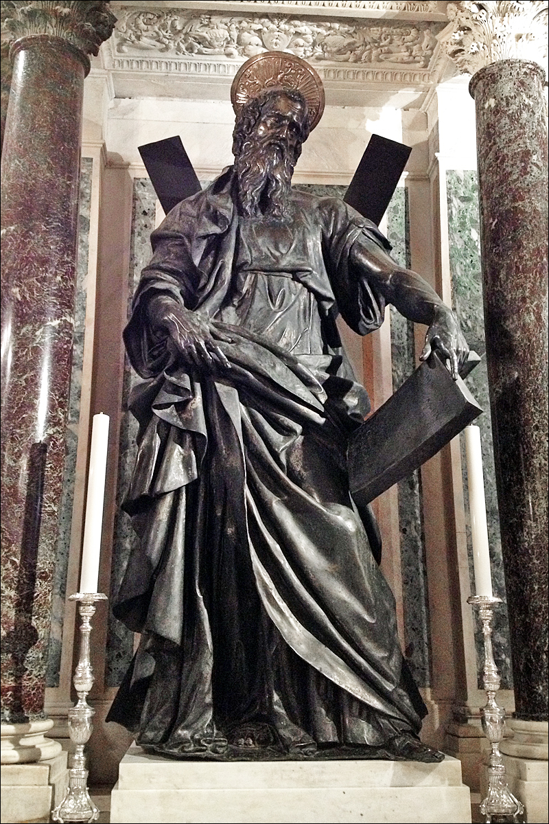 Il Regno Photo of the Week Statue of St. Andrew the Apostle in the