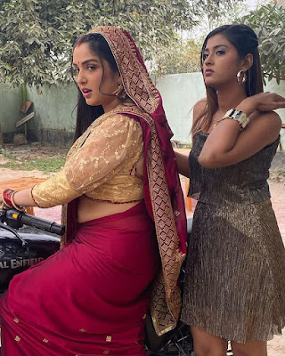 Amarpali and Akansha dubey in movie Sajan