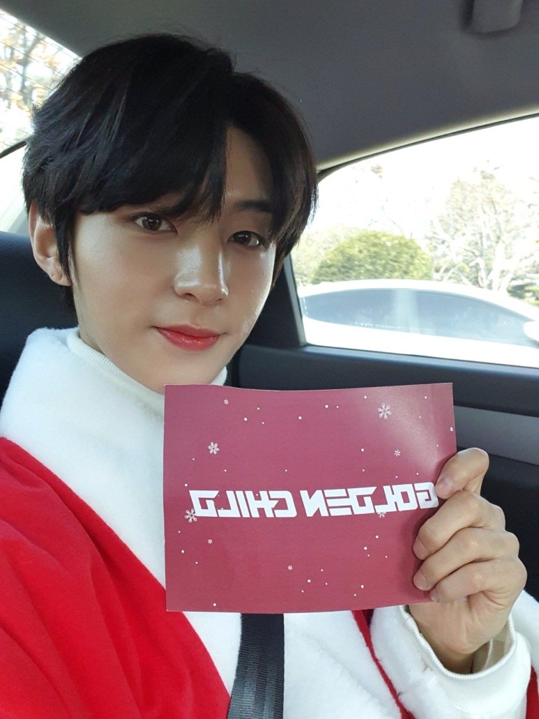 오늘자 깜짝으로 크리스마스 이벤트한 아이돌 | 인스티즈