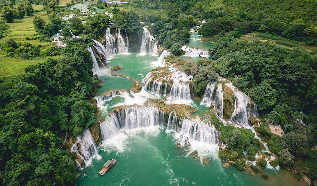 Ban Gioc Waterfall (Cao Bang Province)
