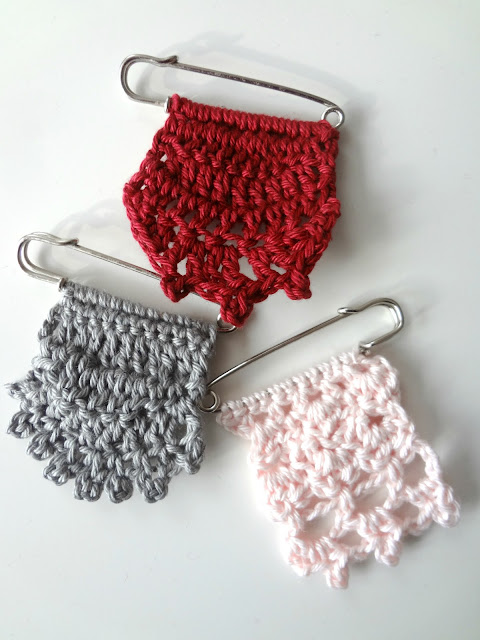 Crochet Art Brooch - free pattern