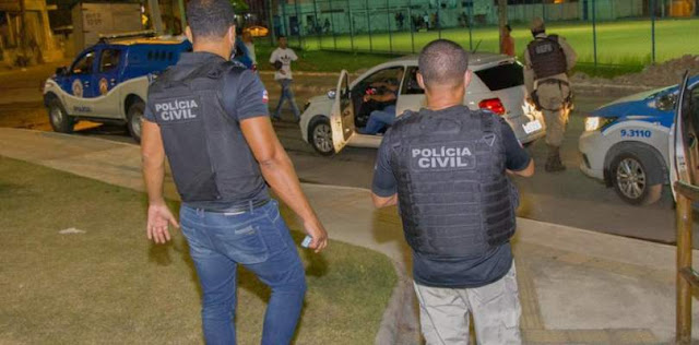 Polícia Civil autua 12 pessoas por desrespeito ao toque de recolher na Bahia