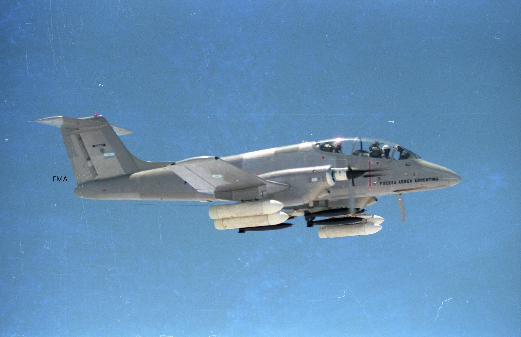 IA-58%2B745g.jpg