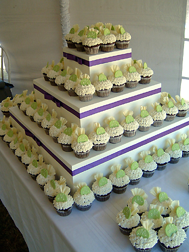 vintage Cupcakes  Cardigans: and  Wedding   Cupcakes cupcakes  Cupcakes Cake easter Wedding