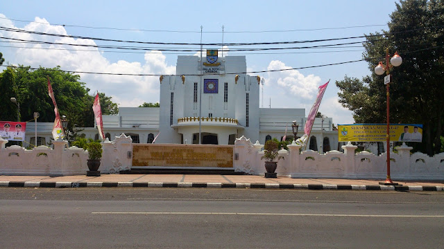 Cirebon City Hall (omzero suparmo)