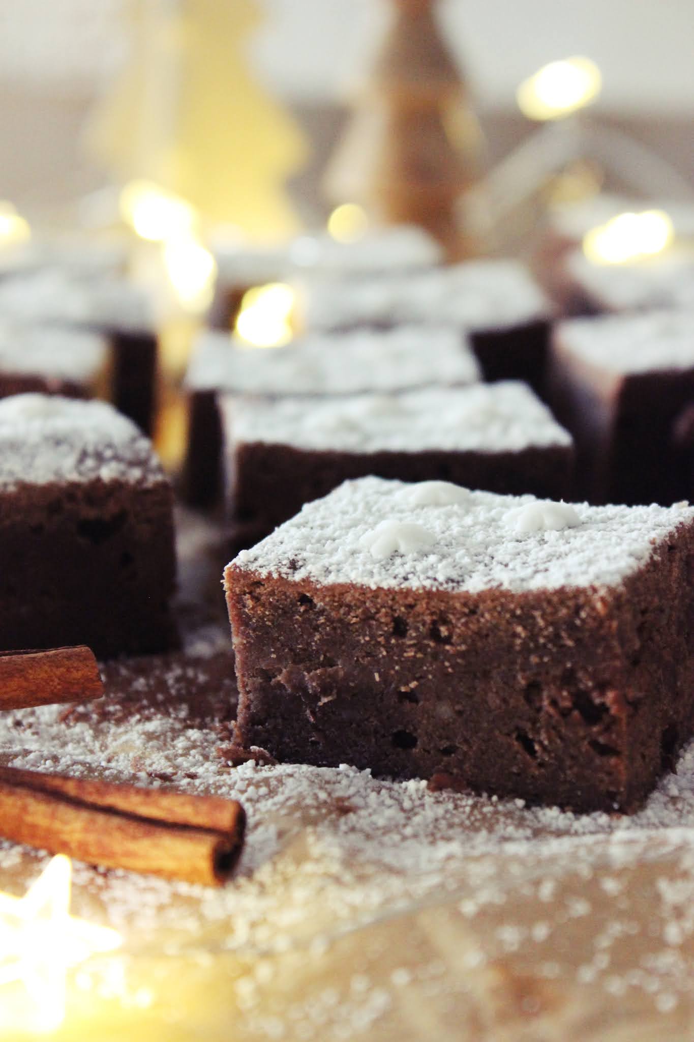 saftige Lebkuchen Brownies ohne Zucker