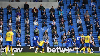 رسميا.. الحكومة البريطانية توافق علي عودة الجماهير للملاعب الإنجليزية