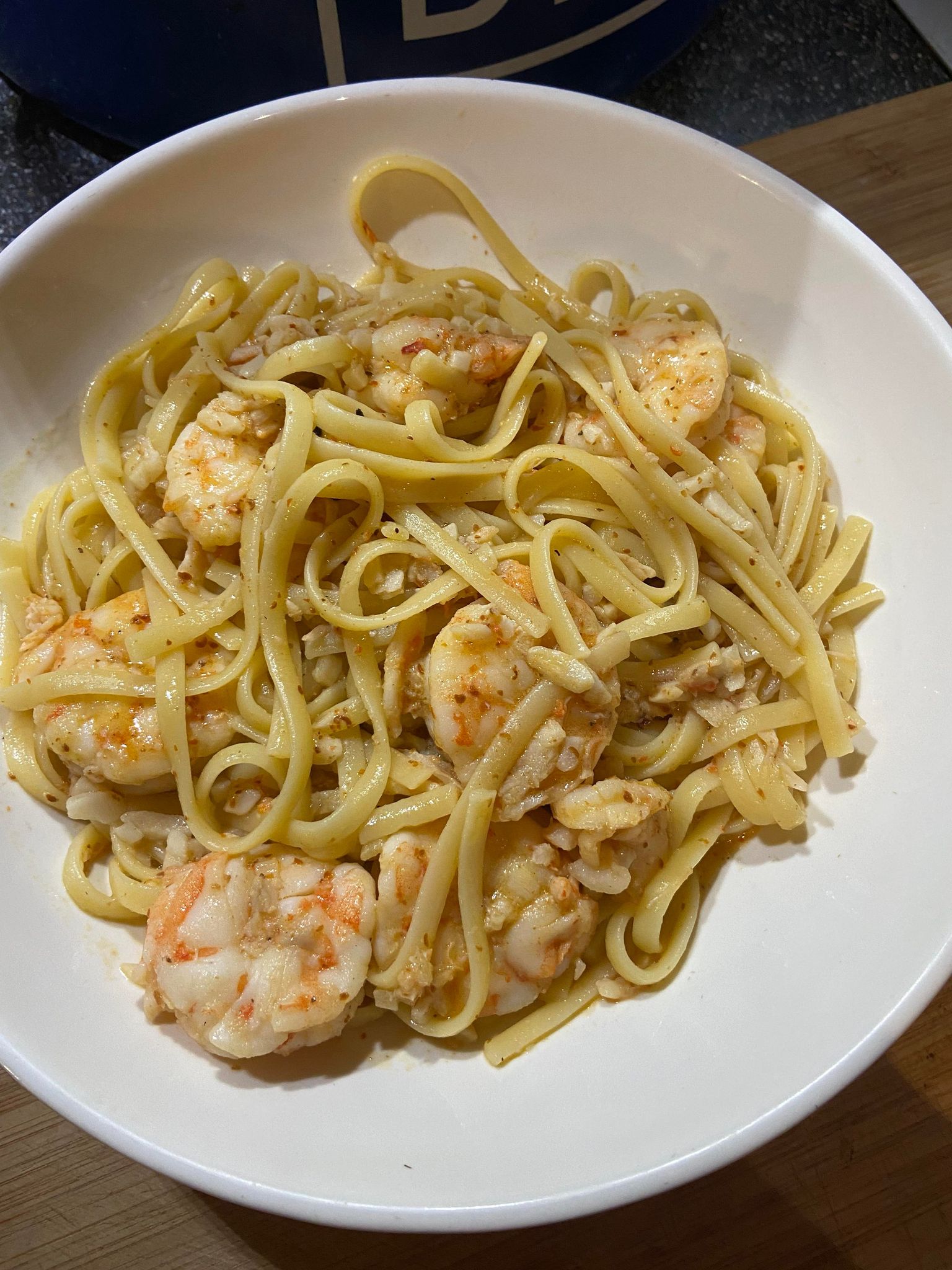 Garlic and king prawn linguine