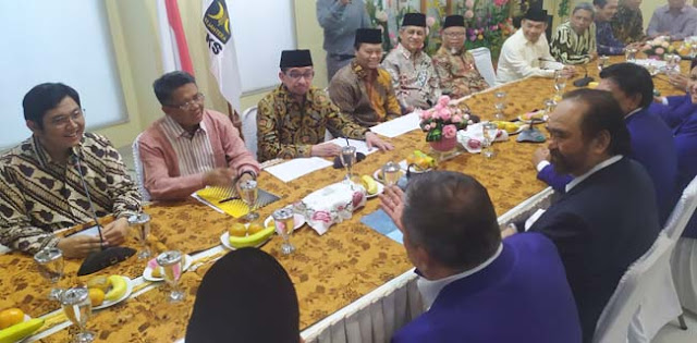 Surya Paloh Dapat Tugas Khusus Agar PKS Tidak Keras Ke Pemerintahan Jokowi Surya Paloh Dapat Tugas Khusus Agar PKS Tidak Keras Ke Pemerintahan Jokowi