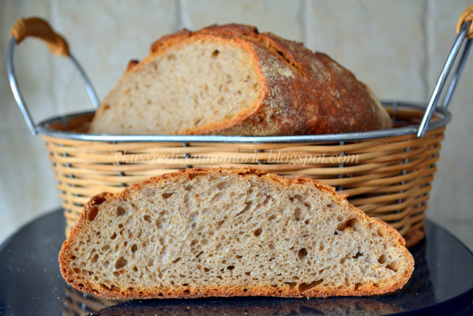 ржаной хлеб пумперникель. хлеб баварский владимирский хлебокомбинат. заварной хлеб. хлеб из ячменной муки. рижский хлеб боярский.