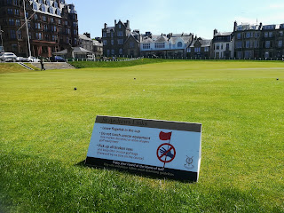 Old Course St Andrews 1st tee