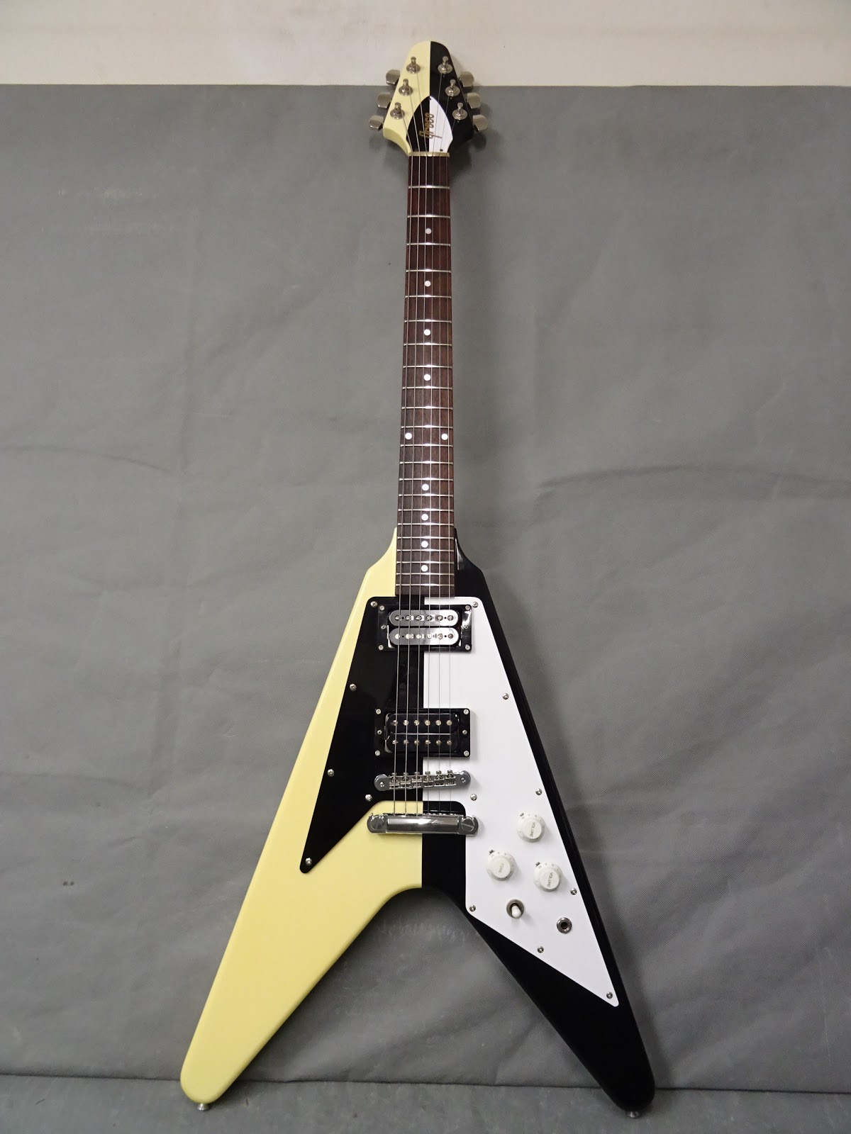 Rex and the Bass 1981 Greco Flying V MSV850 Guitar Review