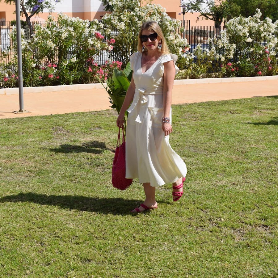 Vestido_complementos_rosas