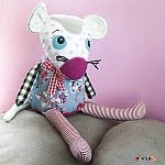 Dots / Petra Hajská