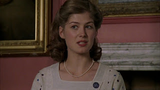 Old-Fashioned Charm: Foyle's War (TV Series) - Season 1