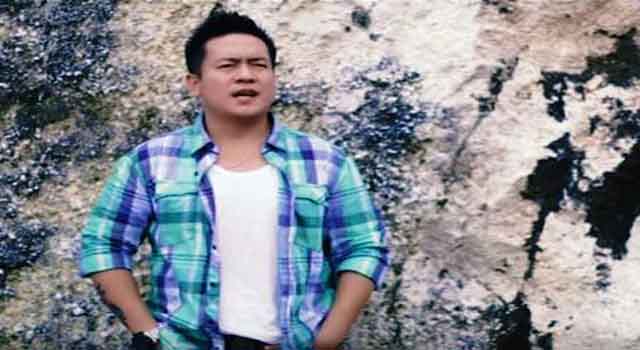 Lirik Lagu Holan di Angan-angan dan Artinya