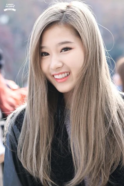 Sana 6 Tren Warna Rambut Idola K-Pop Pada Tahun 2019
