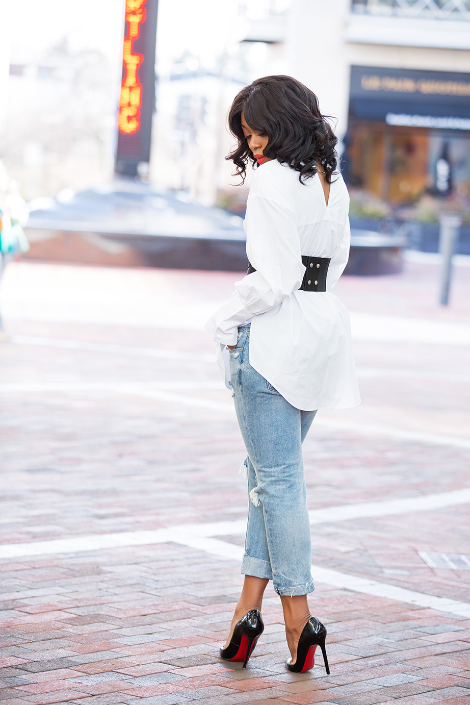 Casual Look In Corset JADOREFASHION