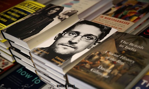 Snowden Faces Possible Sanctions in Suit Over Tell-All Book 
