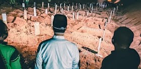 Datangi TPU Pondok Ranggon Jelang Tengah Malam, Anies Dapat ‘Pesan’ Dari Penggali Kubur