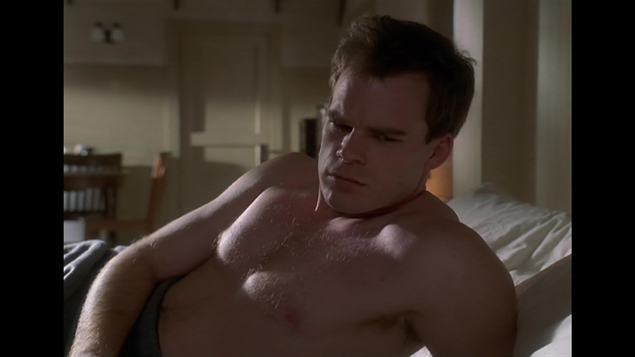 Michael C Hall shirtless in Six Feet Under 2-05 "The Invisible Woman&q...