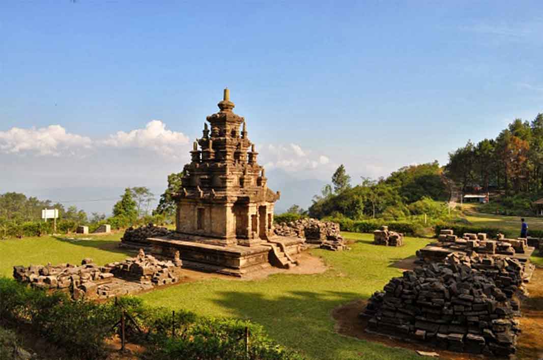 Candi Gedong Songo Peninggalan Sejarah Indah di Semarang Candi Gedong Songo Peninggalan Sejarah Indah di Semarang