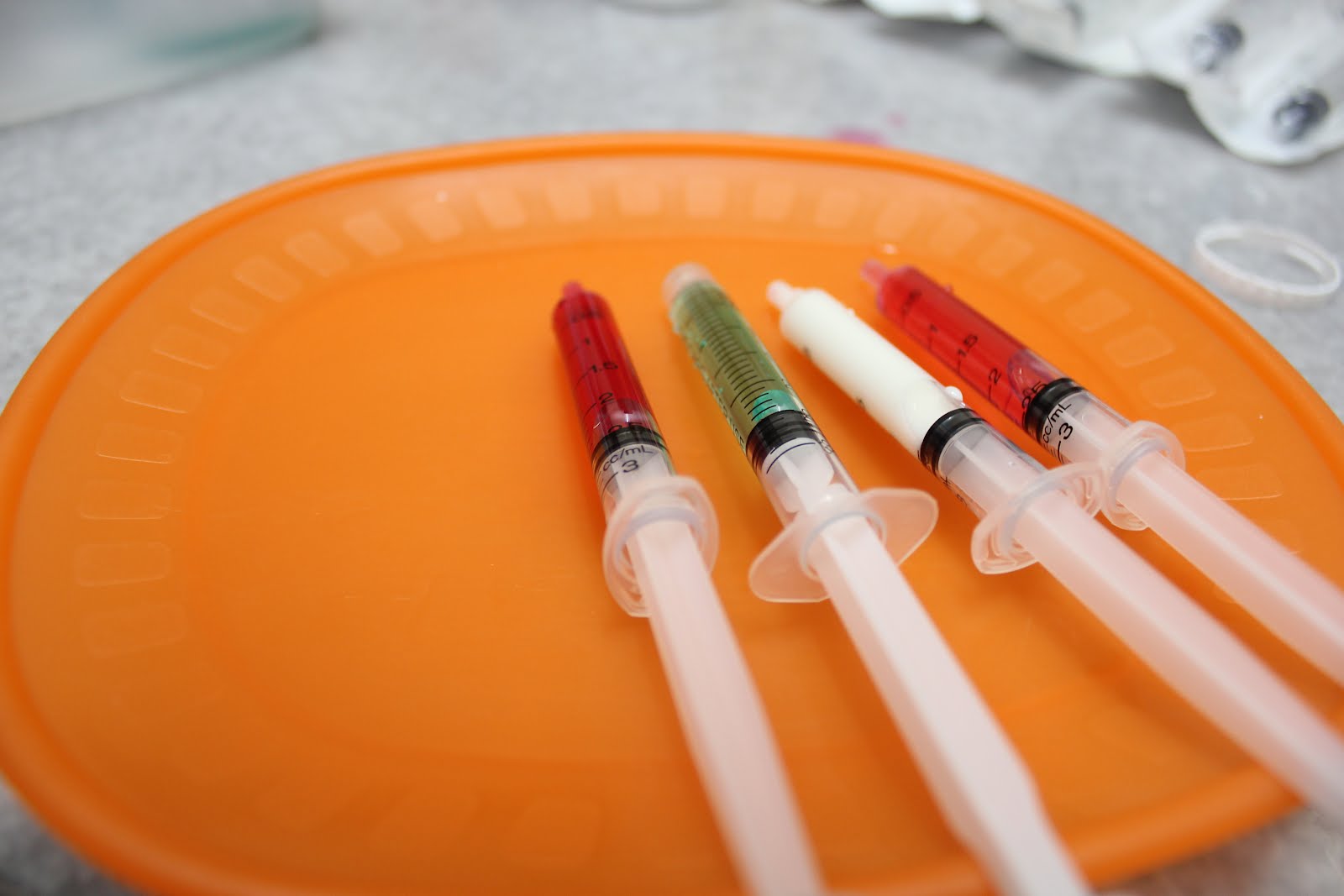 Ubat Surut Bengkak Gusi  Beri nutrisi yang diperlukan gusi untuk cepat