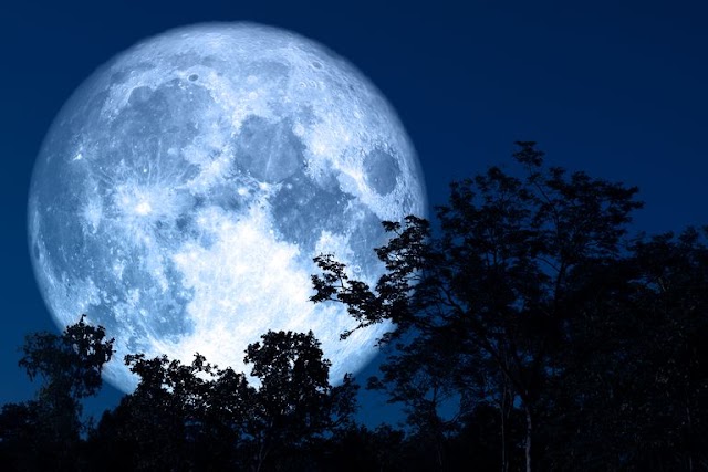 The mystery fact about the moon lights 