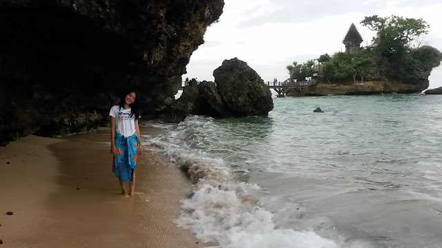 balekambang, wosata bale kambang, wisata pulau dewata jawa timur, kediri, pantai indah di jawa timur, tiket masuk pantai bale kambang, keindahan pantai bale kambang, keindahan pantai Yogyakarta, pura di bale kambang, wisata murah di jawa timur