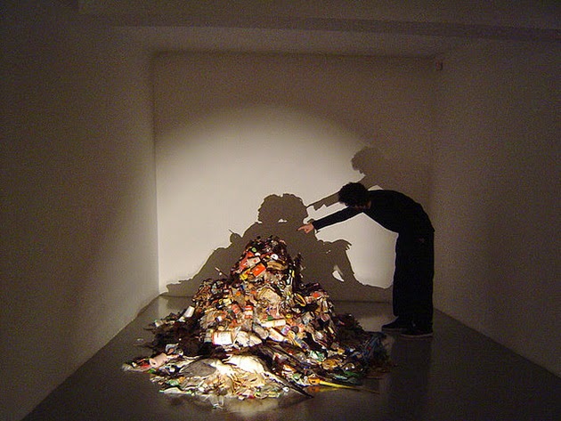 Shadow Art by Tim Noble &amp; Sue Webster