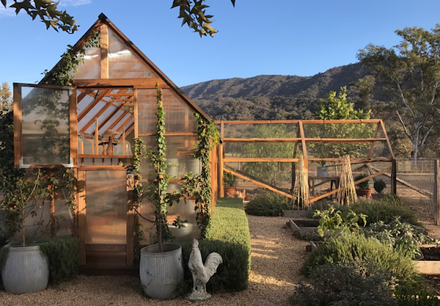 7 Dreamy chicken houses