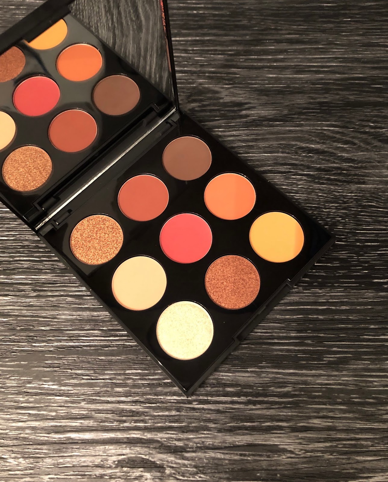 Morphe 9D Painted Desert Artistry Eyeshadow Palette (Review and