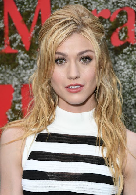 DC COMICS AND ARROWVERSE : Katherine McNamara – 2019 Los Angeles