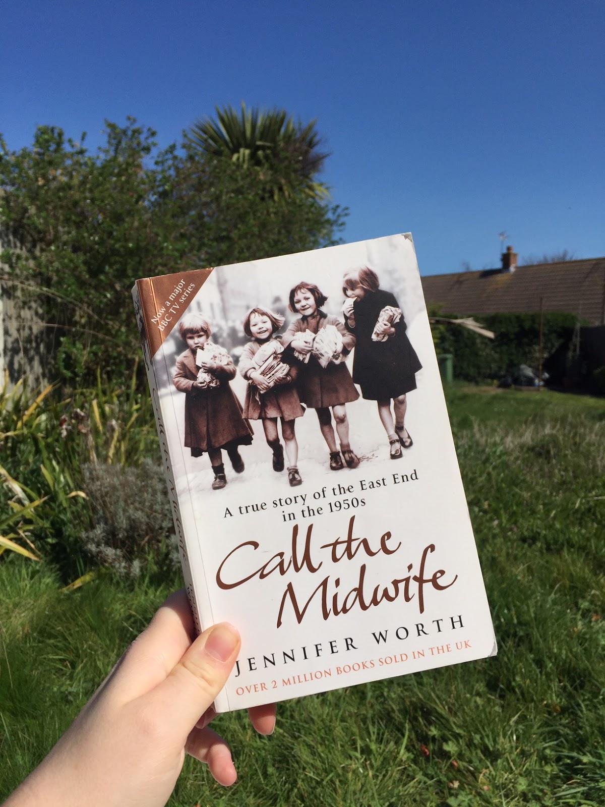 Book review Call the Midwife by Jennifer Worth Della Loves Nutella ♥
