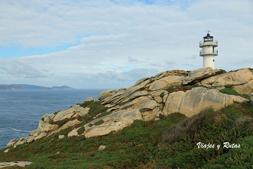 Faro de Punta Roncadoira